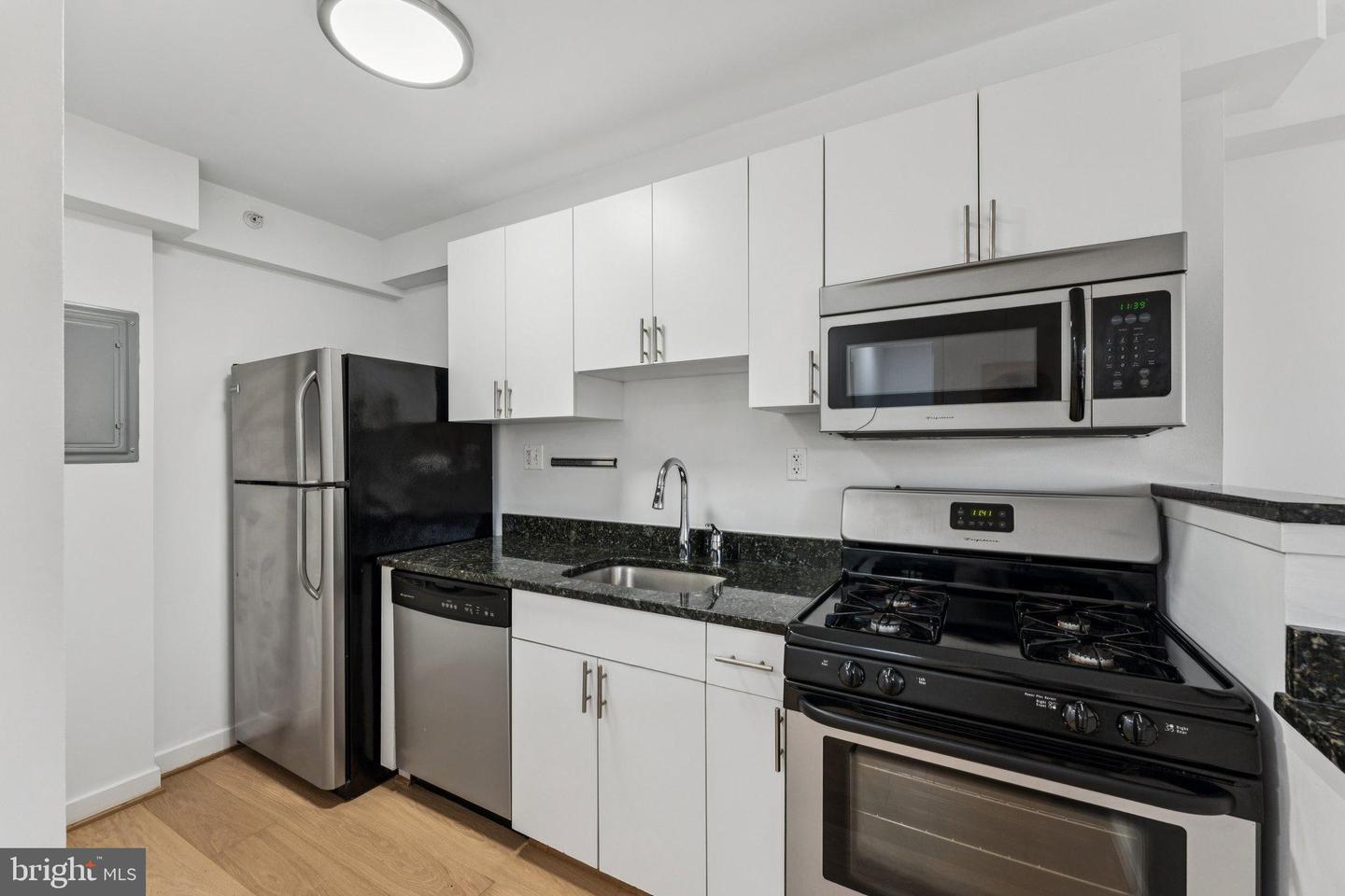 1101 3RD ST SW #114, WASHINGTON, District Of Columbia 20024, 3 Rooms Rooms,1 BathroomBathrooms,Residential,For sale,1101 3RD ST SW #114,DCDC2233196 MLS # DCDC2233196 1101 3RD ST SW #114, WASHINGTON, District Of Columbia 20024, 3 Rooms Rooms,1 BathroomBathrooms,Residential,For sale,1101 3RD ST SW #114,DCDC2233196 MLS # DCDC2233196