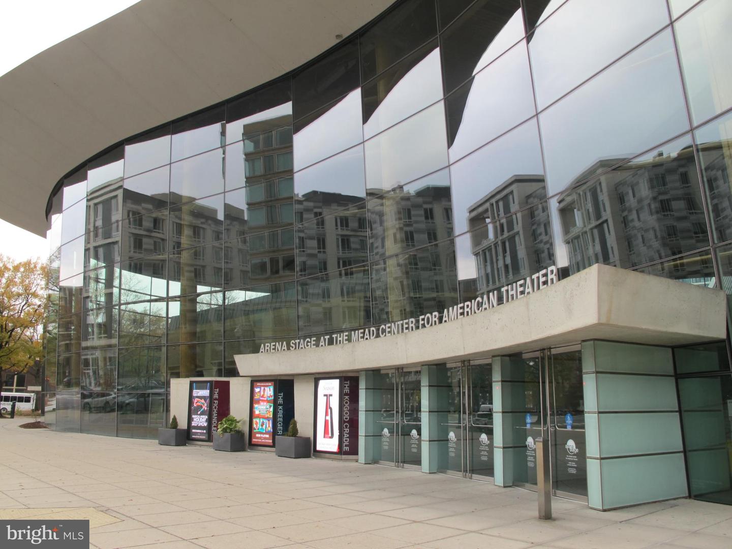 1101 3RD ST SW #114, WASHINGTON, District Of Columbia 20024, 3 Rooms Rooms,1 BathroomBathrooms,Residential,For sale,1101 3RD ST SW #114,DCDC2233196 MLS # DCDC2233196 1101 3RD ST SW #114, WASHINGTON, District Of Columbia 20024, 3 Rooms Rooms,1 BathroomBathrooms,Residential,For sale,1101 3RD ST SW #114,DCDC2233196 MLS # DCDC2233196