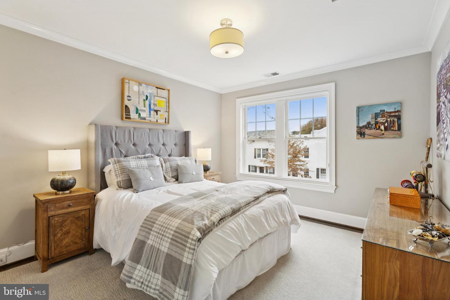 1724 34TH ST NW, WASHINGTON, District Of Columbia 20007, ,Residential,For sale,1724 34TH ST NW,DCDC2233256 MLS # DCDC2233256