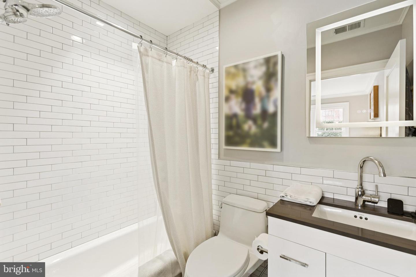 1724 34TH ST NW, WASHINGTON, District Of Columbia 20007, ,Residential,For sale,1724 34TH ST NW,DCDC2233256 MLS # DCDC2233256