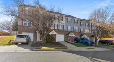 71 SIRE WAY, WARRENTON, Virginia 20186, 3 Bedrooms Bedrooms, ,2 BathroomsBathrooms,Residential,71 SIRE WAY,VAFQ2019380 MLS # VAFQ2019380