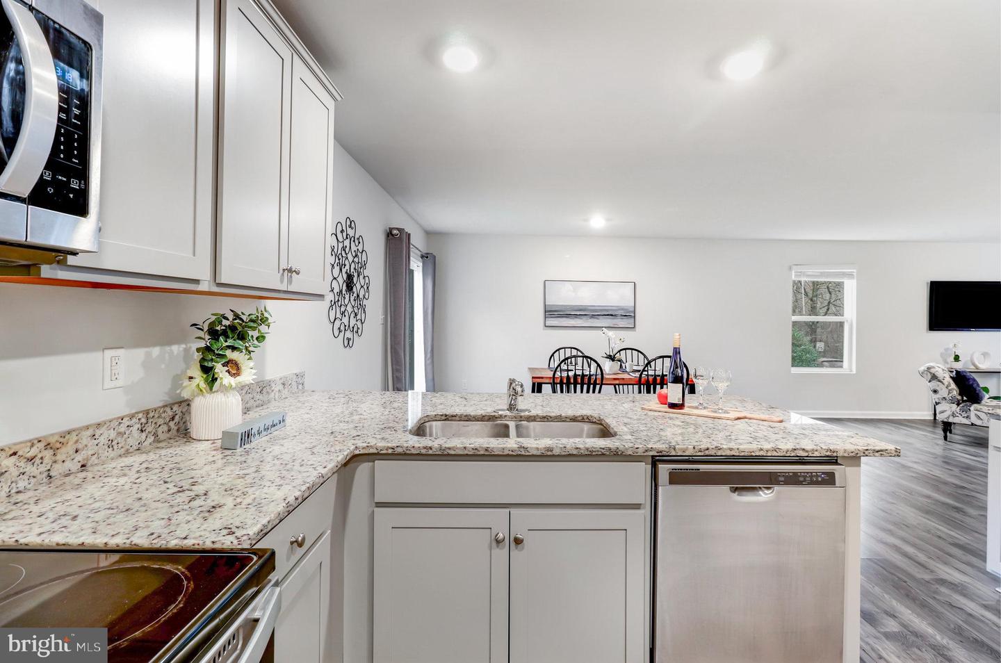 7426 AZALEA DR, RUTHER GLEN, Virginia 22546, 4 Bedrooms Bedrooms, 13 Rooms Rooms,2 BathroomsBathrooms,Residential,For sale,7426 AZALEA DR,VACV2009246 MLS # VACV2009246