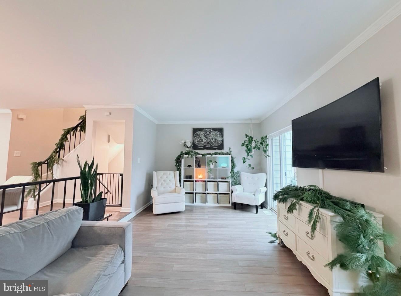 4993 LAMBSGATE LN, WOODBRIDGE, Virginia 22193, 3 Bedrooms Bedrooms, ,2 BathroomsBathrooms,Residential,For sale,4993 LAMBSGATE LN,VAPW2108574 MLS # VAPW2108574