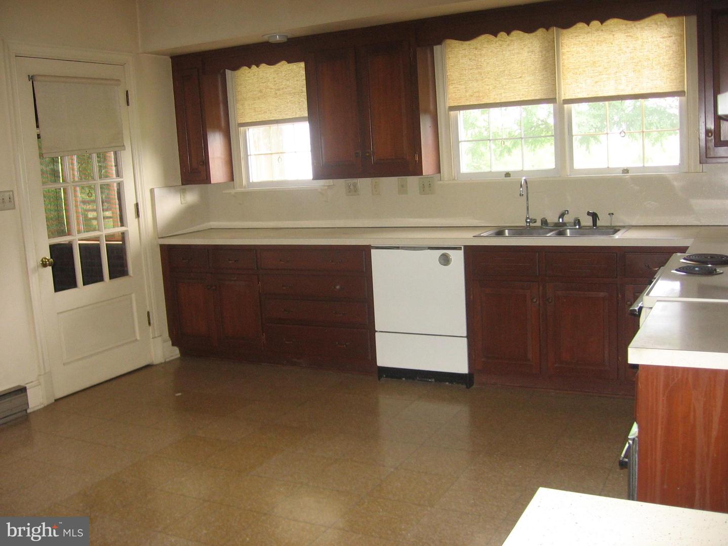 349 TOWN RUN LN, STEPHENS CITY, Virginia 22655, 3 Bedrooms Bedrooms, ,2 BathroomsBathrooms,Residential,For sale,349 TOWN RUN LN,VAFV2038302 MLS # VAFV2038302