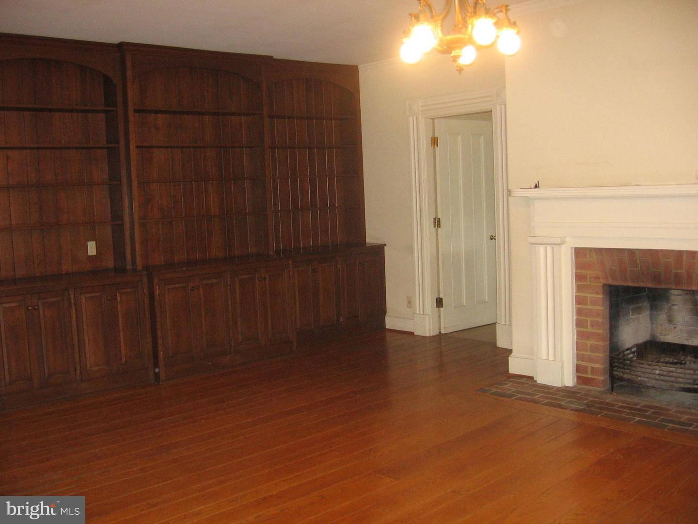 349 TOWN RUN LN, STEPHENS CITY, Virginia 22655, 3 Bedrooms Bedrooms, ,2 BathroomsBathrooms,Residential,For sale,349 TOWN RUN LN,VAFV2038302 MLS # VAFV2038302