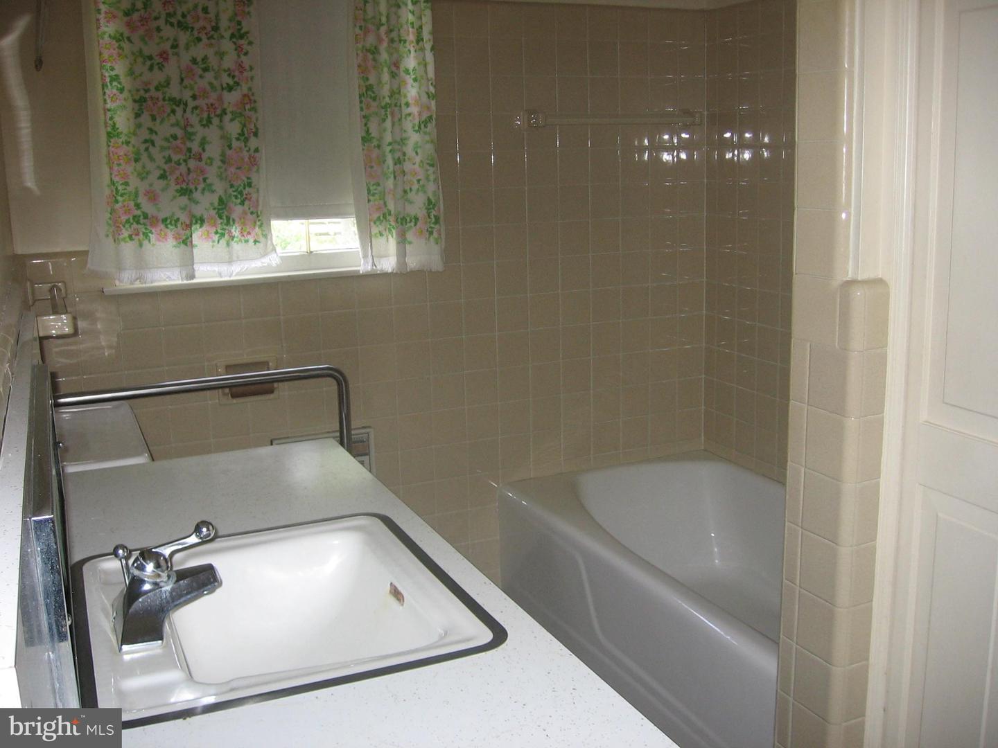 349 TOWN RUN LN, STEPHENS CITY, Virginia 22655, 3 Bedrooms Bedrooms, ,2 BathroomsBathrooms,Residential,For sale,349 TOWN RUN LN,VAFV2038302 MLS # VAFV2038302