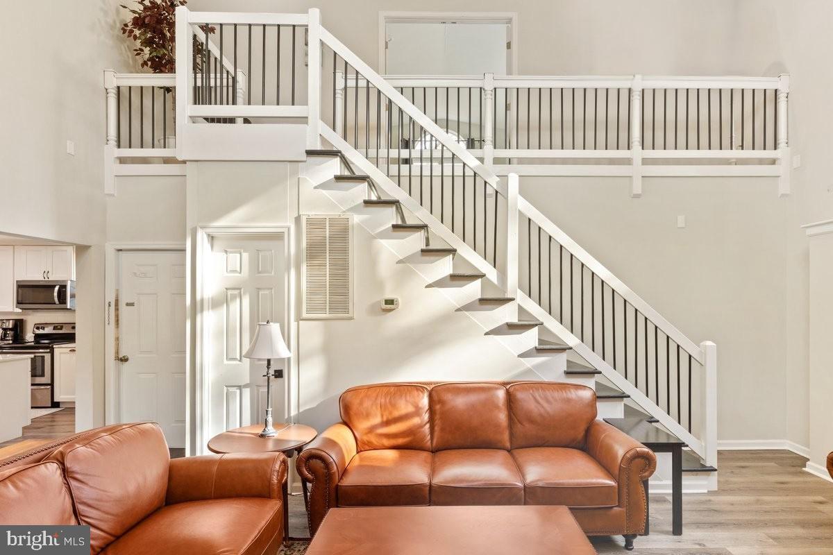 517 W RIVERSIDE DR, LANEXA, Virginia 23089, 4 Bedrooms Bedrooms, 6 Rooms Rooms,4 BathroomsBathrooms,Residential,For sale,517 W RIVERSIDE DR,VANK2000130 MLS # VANK2000130