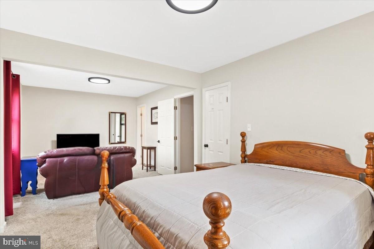 517 W RIVERSIDE DR, LANEXA, Virginia 23089, 4 Bedrooms Bedrooms, 6 Rooms Rooms,4 BathroomsBathrooms,Residential,For sale,517 W RIVERSIDE DR,VANK2000130 MLS # VANK2000130