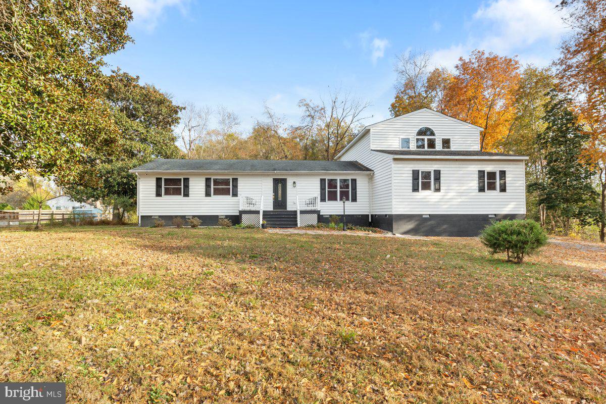 517 W RIVERSIDE DR, LANEXA, Virginia 23089, 4 Bedrooms Bedrooms, 6 Rooms Rooms,4 BathroomsBathrooms,Residential,For sale,517 W RIVERSIDE DR,VANK2000130 MLS # VANK2000130