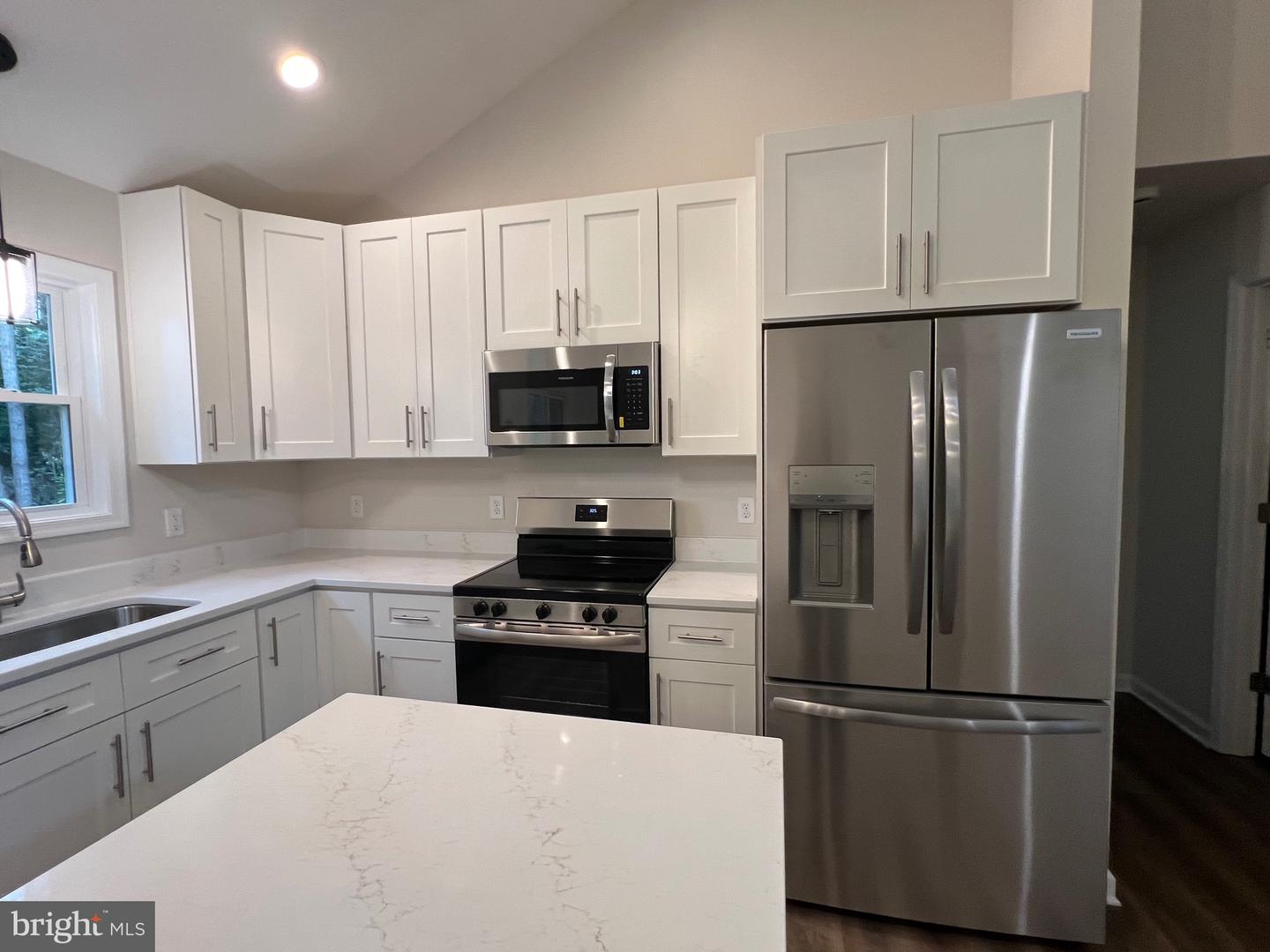 633 SHOREWOOD DR, COLONIAL BEACH, Virginia 22443, 3 Bedrooms Bedrooms, ,2 BathroomsBathrooms,Residential,For sale,633 SHOREWOOD DR,VAWE2010190 MLS # VAWE2010190 633 SHOREWOOD DR, COLONIAL BEACH, Virginia 22443, 3 Bedrooms Bedrooms, ,2 BathroomsBathrooms,Residential,For sale,633 SHOREWOOD DR,VAWE2010190 MLS # VAWE2010190