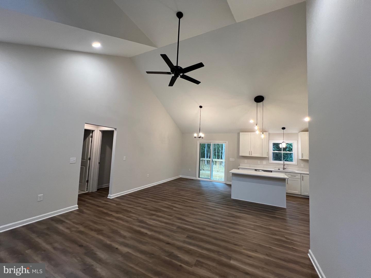 633 SHOREWOOD DR, COLONIAL BEACH, Virginia 22443, 3 Bedrooms Bedrooms, ,2 BathroomsBathrooms,Residential,For sale,633 SHOREWOOD DR,VAWE2010190 MLS # VAWE2010190 633 SHOREWOOD DR, COLONIAL BEACH, Virginia 22443, 3 Bedrooms Bedrooms, ,2 BathroomsBathrooms,Residential,For sale,633 SHOREWOOD DR,VAWE2010190 MLS # VAWE2010190