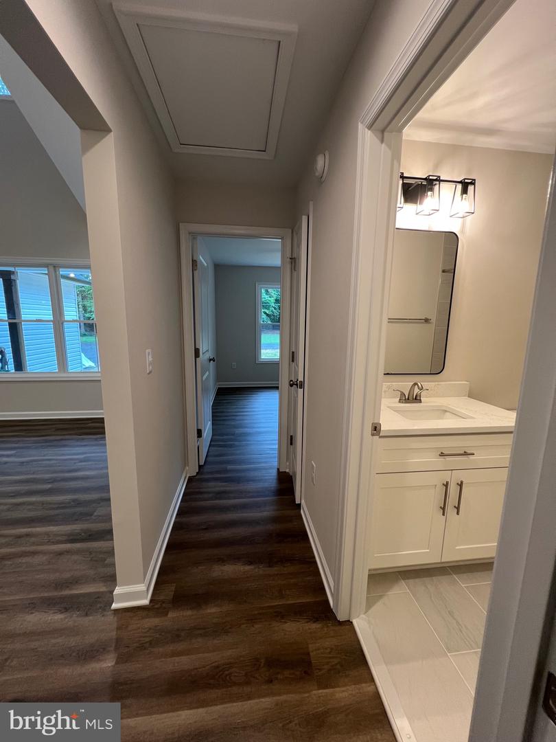 633 SHOREWOOD DR, COLONIAL BEACH, Virginia 22443, 3 Bedrooms Bedrooms, ,2 BathroomsBathrooms,Residential,For sale,633 SHOREWOOD DR,VAWE2010190 MLS # VAWE2010190 633 SHOREWOOD DR, COLONIAL BEACH, Virginia 22443, 3 Bedrooms Bedrooms, ,2 BathroomsBathrooms,Residential,For sale,633 SHOREWOOD DR,VAWE2010190 MLS # VAWE2010190