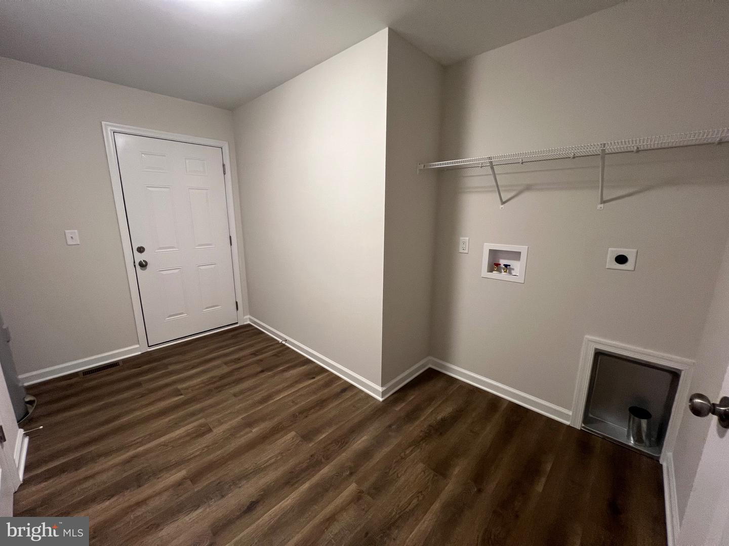 633 SHOREWOOD DR, COLONIAL BEACH, Virginia 22443, 3 Bedrooms Bedrooms, ,2 BathroomsBathrooms,Residential,For sale,633 SHOREWOOD DR,VAWE2010190 MLS # VAWE2010190 633 SHOREWOOD DR, COLONIAL BEACH, Virginia 22443, 3 Bedrooms Bedrooms, ,2 BathroomsBathrooms,Residential,For sale,633 SHOREWOOD DR,VAWE2010190 MLS # VAWE2010190