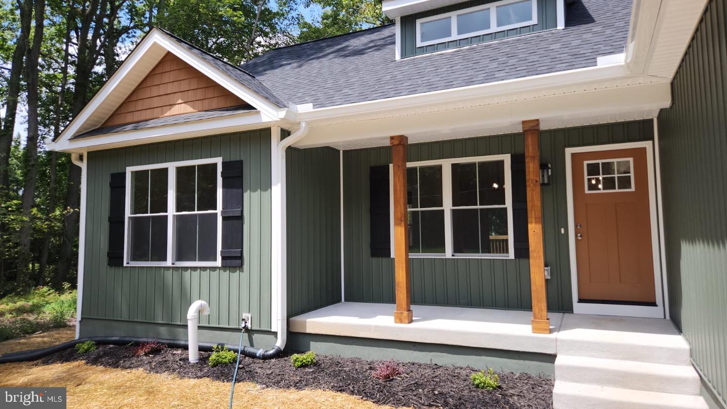 633 SHOREWOOD DR, COLONIAL BEACH, Virginia 22443, 3 Bedrooms Bedrooms, ,2 BathroomsBathrooms,Residential,For sale,633 SHOREWOOD DR,VAWE2010190 MLS # VAWE2010190 633 SHOREWOOD DR, COLONIAL BEACH, Virginia 22443, 3 Bedrooms Bedrooms, ,2 BathroomsBathrooms,Residential,For sale,633 SHOREWOOD DR,VAWE2010190 MLS # VAWE2010190