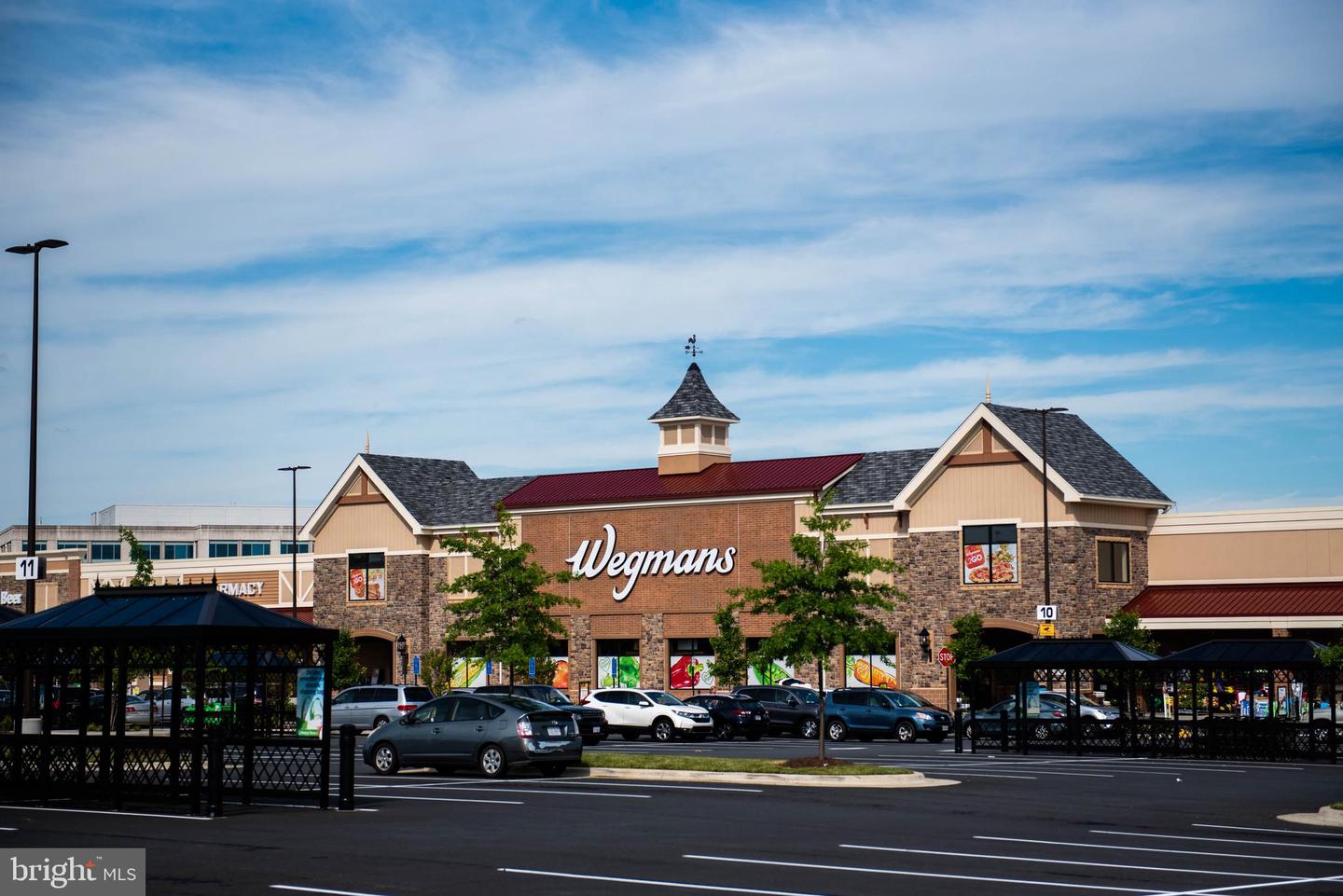 4753 SULLY POINT LN, CHANTILLY, Virginia 20151, 2 Bedrooms Bedrooms, ,2 BathroomsBathrooms,Residential,For sale,4753 SULLY POINT LN,VAFX2281320 MLS # VAFX2281320