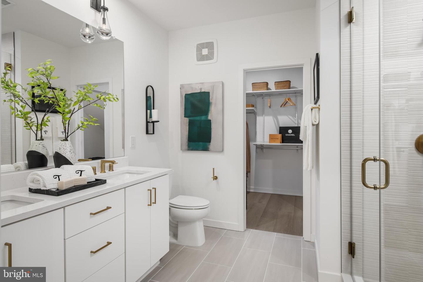 4753 SULLY POINT LN, CHANTILLY, Virginia 20151, 2 Bedrooms Bedrooms, ,2 BathroomsBathrooms,Residential,For sale,4753 SULLY POINT LN,VAFX2281320 MLS # VAFX2281320