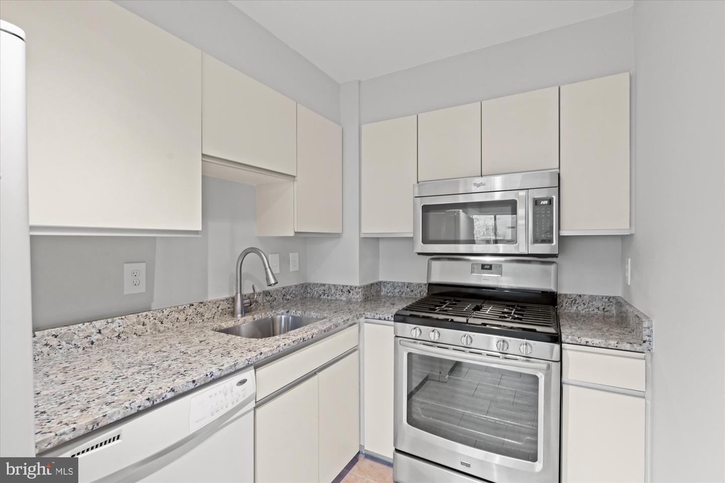 1245 13TH ST NW #508, WASHINGTON, District Of Columbia 20005, ,1 BathroomBathrooms,Residential,For sale,1245 13TH ST NW #508,DCDC2233682 MLS # DCDC2233682