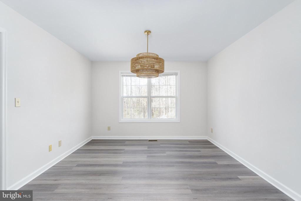 11818 HICKORY CREEK DR, FREDERICKSBURG, Virginia 22407, 4 Bedrooms Bedrooms, ,2 BathroomsBathrooms,Residential,11818 HICKORY CREEK DR,VASP2037776 MLS # VASP2037776