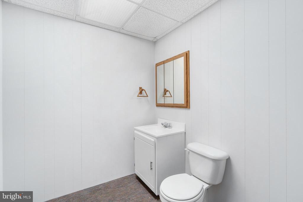 11818 HICKORY CREEK DR, FREDERICKSBURG, Virginia 22407, 4 Bedrooms Bedrooms, ,2 BathroomsBathrooms,Residential,11818 HICKORY CREEK DR,VASP2037776 MLS # VASP2037776