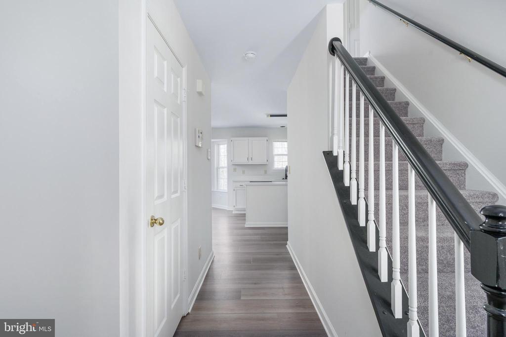 11818 HICKORY CREEK DR, FREDERICKSBURG, Virginia 22407, 4 Bedrooms Bedrooms, ,2 BathroomsBathrooms,Residential,11818 HICKORY CREEK DR,VASP2037776 MLS # VASP2037776