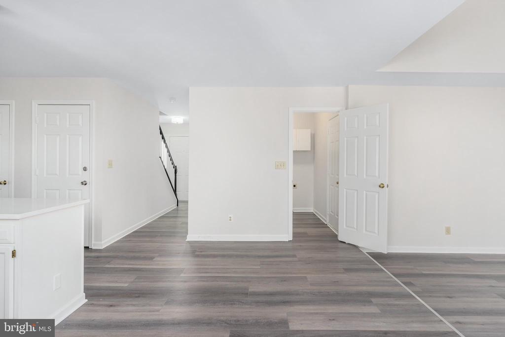 11818 HICKORY CREEK DR, FREDERICKSBURG, Virginia 22407, 4 Bedrooms Bedrooms, ,2 BathroomsBathrooms,Residential,11818 HICKORY CREEK DR,VASP2037776 MLS # VASP2037776