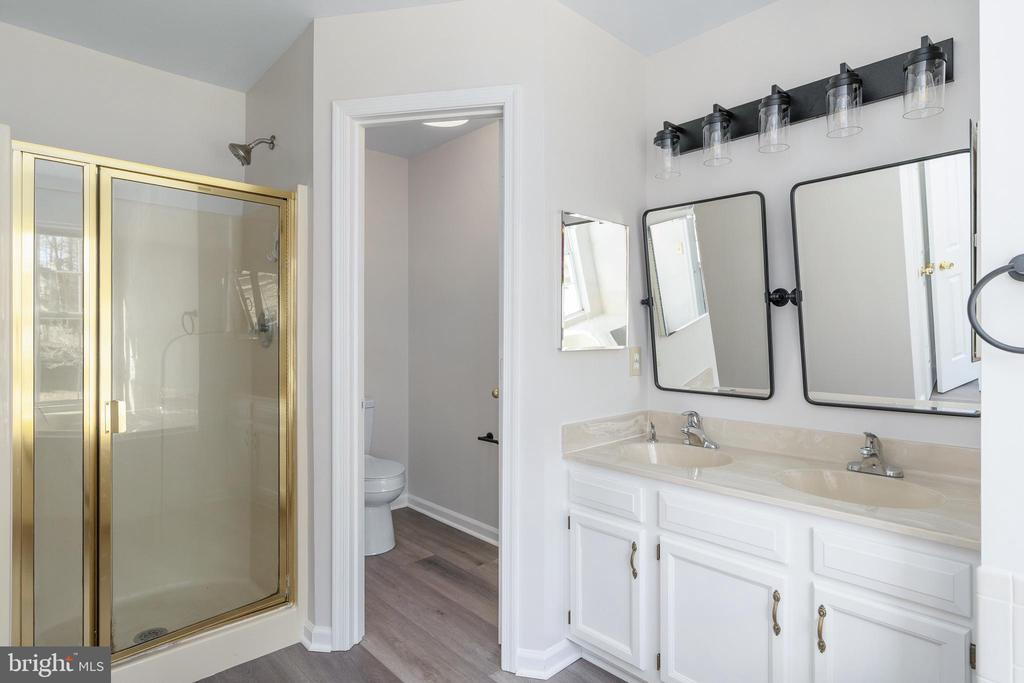 11818 HICKORY CREEK DR, FREDERICKSBURG, Virginia 22407, 4 Bedrooms Bedrooms, ,2 BathroomsBathrooms,Residential,11818 HICKORY CREEK DR,VASP2037776 MLS # VASP2037776