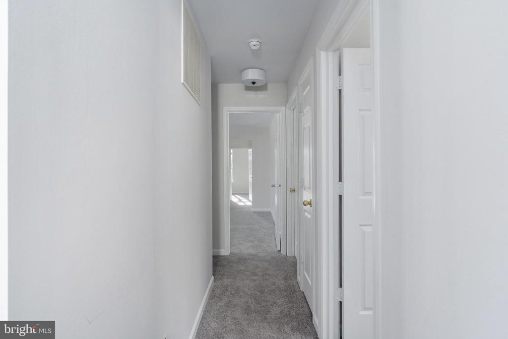 11818 HICKORY CREEK DR, FREDERICKSBURG, Virginia 22407, 4 Bedrooms Bedrooms, ,2 BathroomsBathrooms,Residential,11818 HICKORY CREEK DR,VASP2037776 MLS # VASP2037776