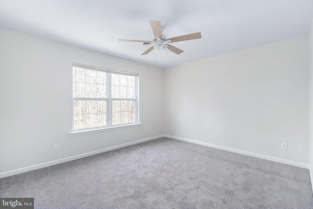 11818 HICKORY CREEK DR, FREDERICKSBURG, Virginia 22407, 4 Bedrooms Bedrooms, ,2 BathroomsBathrooms,Residential,11818 HICKORY CREEK DR,VASP2037776 MLS # VASP2037776