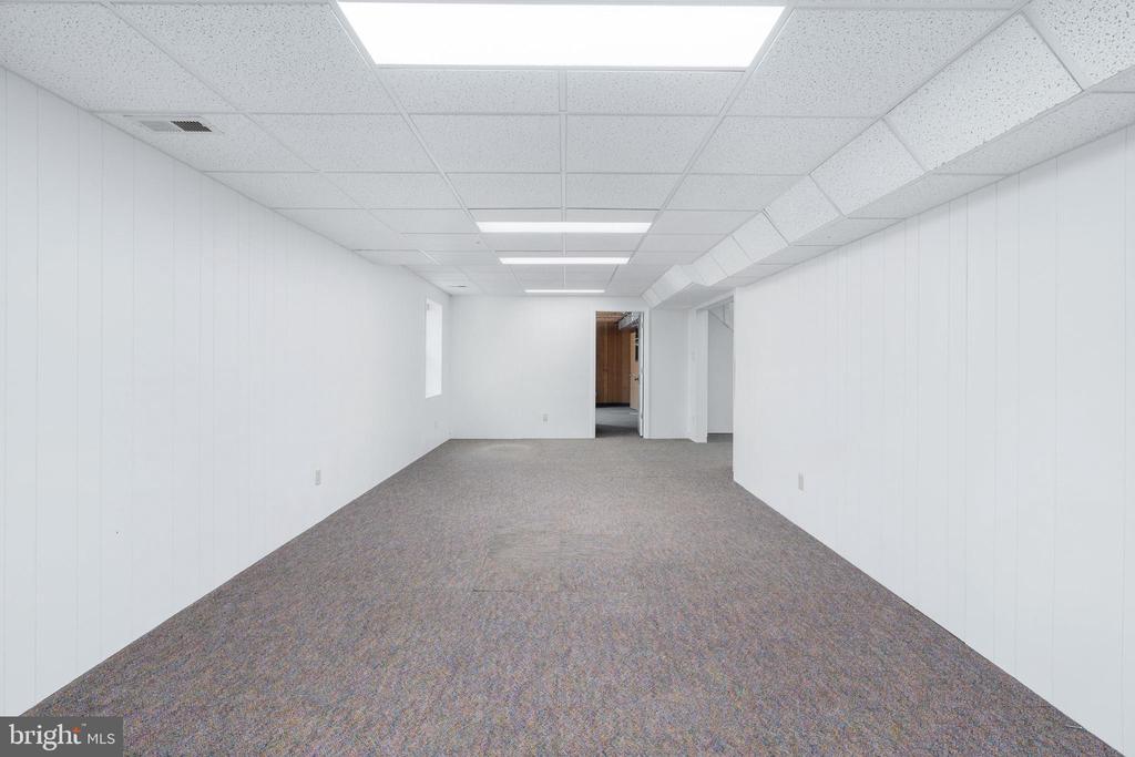 11818 HICKORY CREEK DR, FREDERICKSBURG, Virginia 22407, 4 Bedrooms Bedrooms, ,2 BathroomsBathrooms,Residential,11818 HICKORY CREEK DR,VASP2037776 MLS # VASP2037776