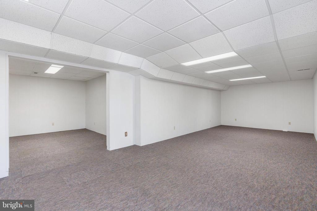 11818 HICKORY CREEK DR, FREDERICKSBURG, Virginia 22407, 4 Bedrooms Bedrooms, ,2 BathroomsBathrooms,Residential,11818 HICKORY CREEK DR,VASP2037776 MLS # VASP2037776