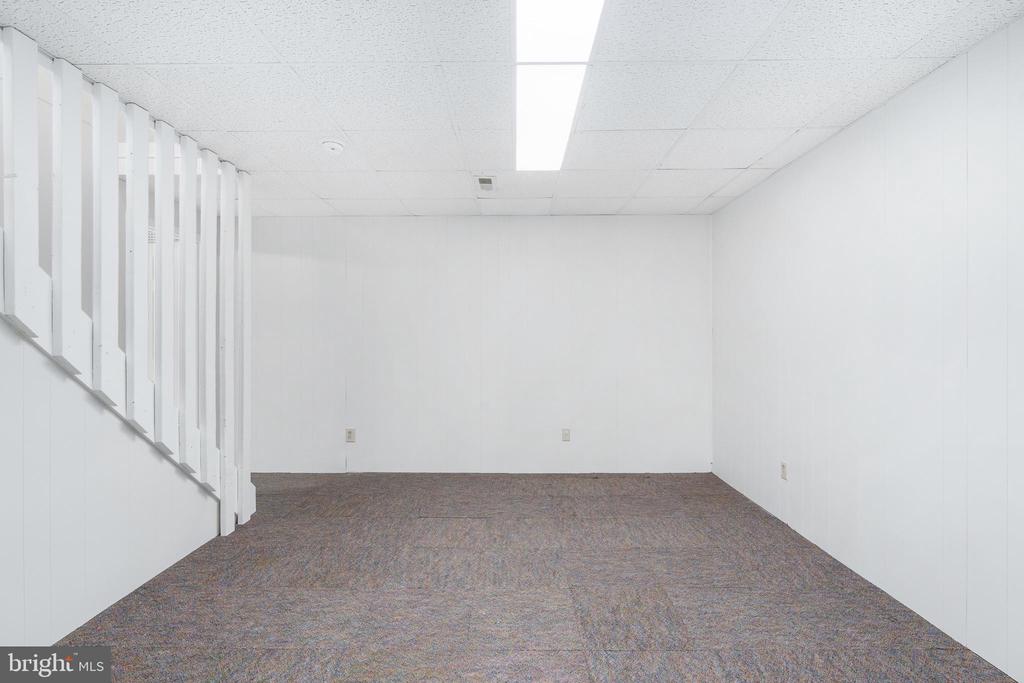 11818 HICKORY CREEK DR, FREDERICKSBURG, Virginia 22407, 4 Bedrooms Bedrooms, ,2 BathroomsBathrooms,Residential,11818 HICKORY CREEK DR,VASP2037776 MLS # VASP2037776