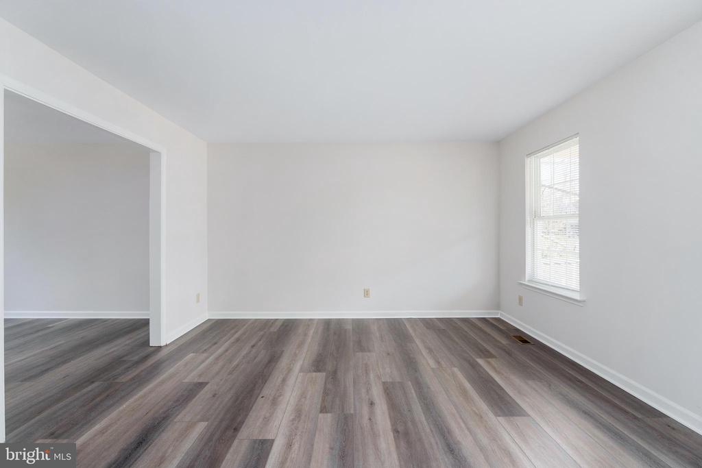 11818 HICKORY CREEK DR, FREDERICKSBURG, Virginia 22407, 4 Bedrooms Bedrooms, ,2 BathroomsBathrooms,Residential,11818 HICKORY CREEK DR,VASP2037776 MLS # VASP2037776