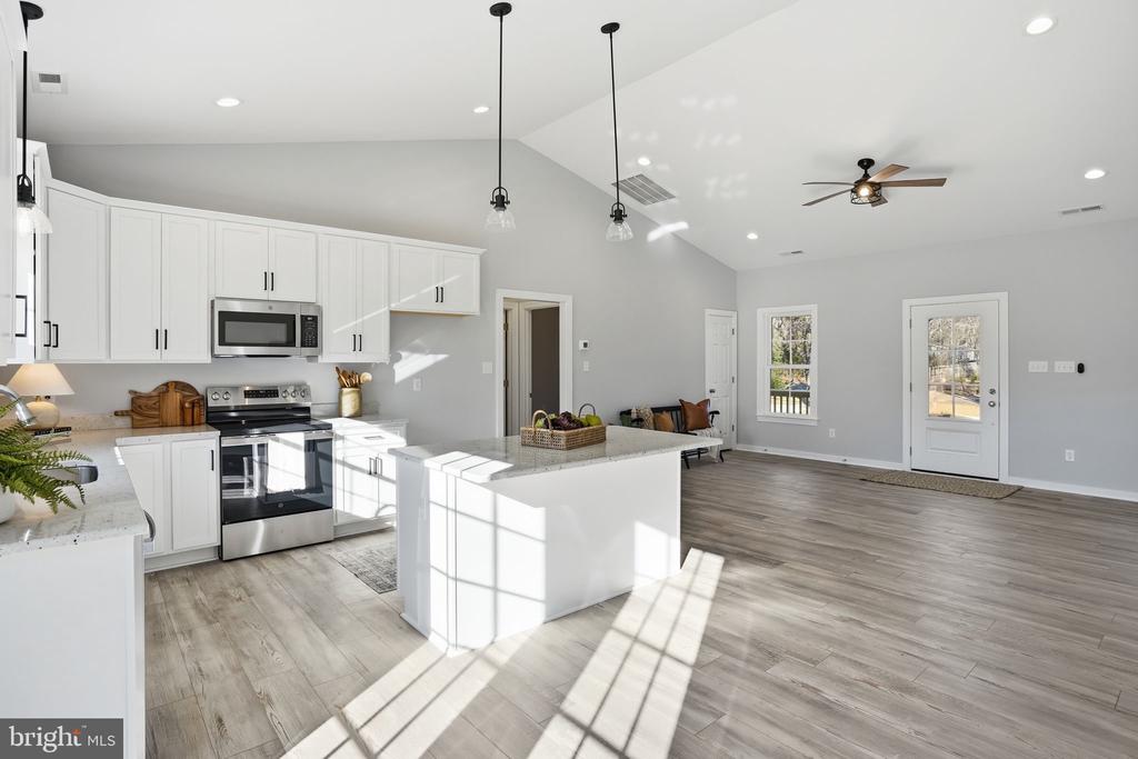 475 FREDERICKS HALL RD, BUMPASS, Virginia 23024, 2 Bedrooms Bedrooms, ,2 BathroomsBathrooms,Residential,475 FREDERICKS HALL RD,VALA2008976 MLS # VALA2008976