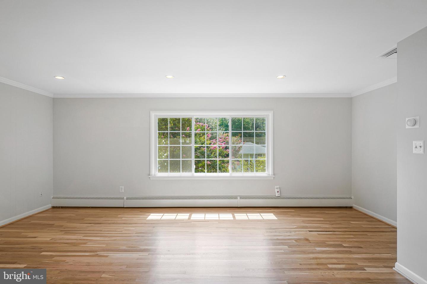 6212 LOCH RAVEN DR, MCLEAN, Virginia 22101, 4 Bedrooms Bedrooms, ,3 BathroomsBathrooms,Residential,For sale,6212 LOCH RAVEN DR,VAFX2257356 MLS # VAFX2257356