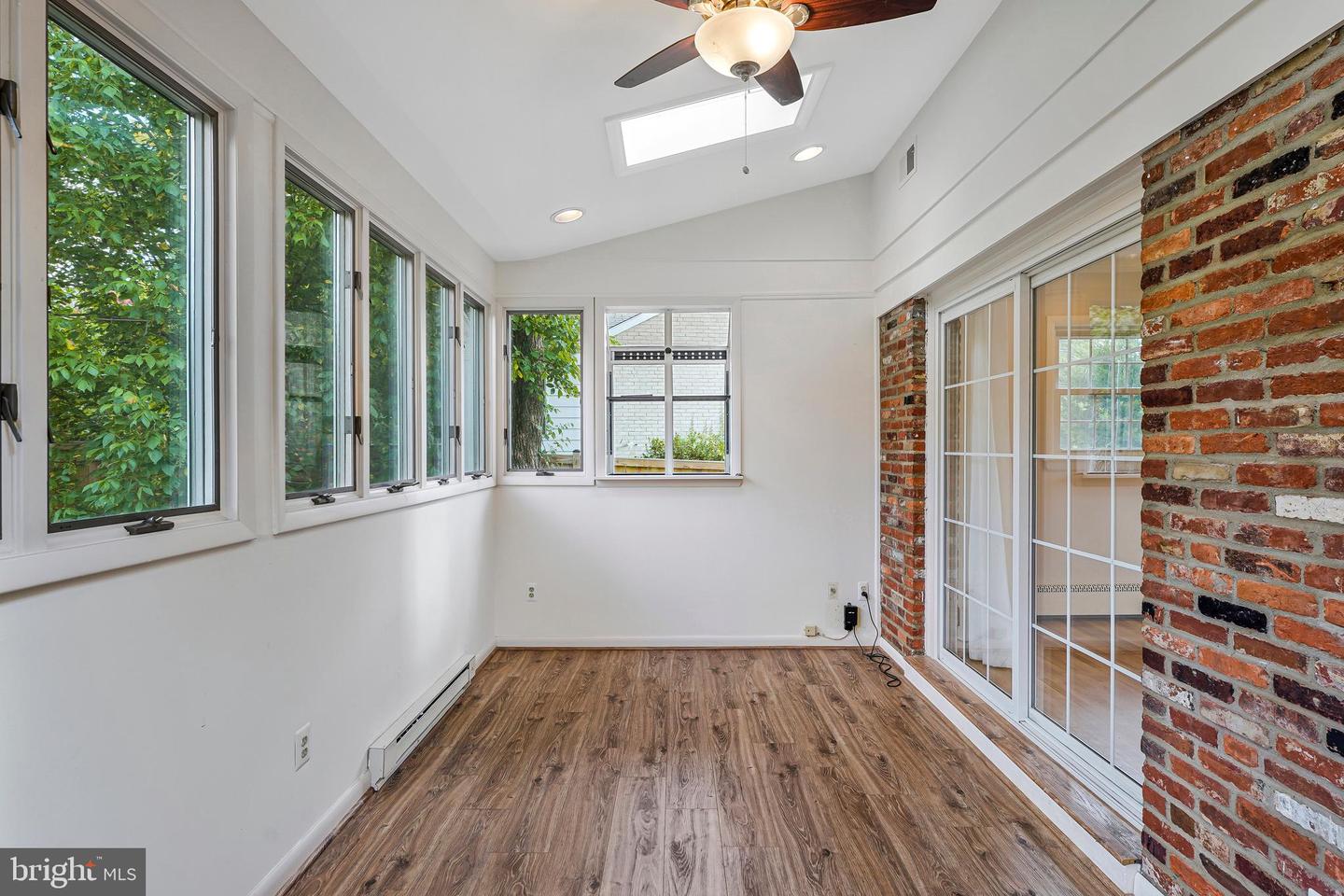 6212 LOCH RAVEN DR, MCLEAN, Virginia 22101, 4 Bedrooms Bedrooms, ,3 BathroomsBathrooms,Residential,For sale,6212 LOCH RAVEN DR,VAFX2257356 MLS # VAFX2257356