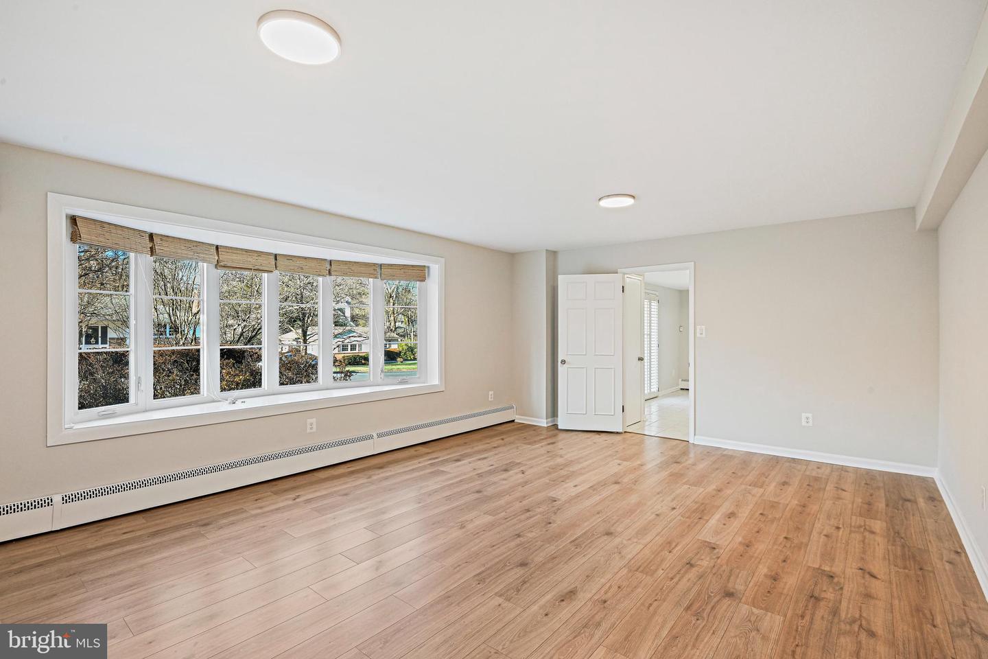 6212 LOCH RAVEN DR, MCLEAN, Virginia 22101, 4 Bedrooms Bedrooms, ,3 BathroomsBathrooms,Residential,For sale,6212 LOCH RAVEN DR,VAFX2257356 MLS # VAFX2257356