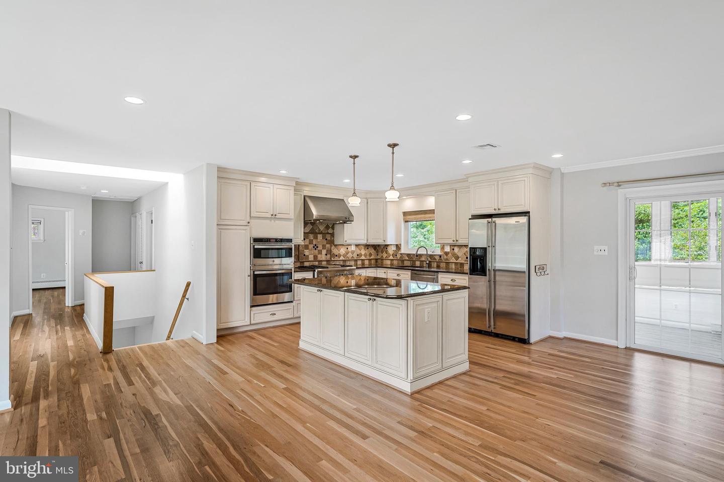 6212 LOCH RAVEN DR, MCLEAN, Virginia 22101, 4 Bedrooms Bedrooms, ,3 BathroomsBathrooms,Residential,For sale,6212 LOCH RAVEN DR,VAFX2257356 MLS # VAFX2257356