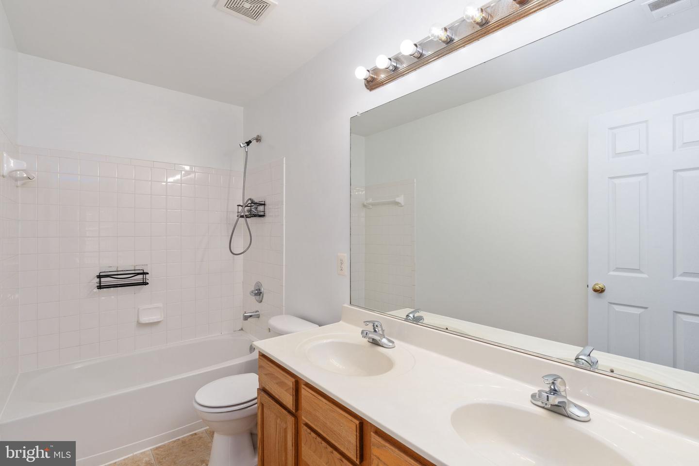 55 HAMSTEAD RD, FREDERICKSBURG, Virginia 22405, 5 Bedrooms Bedrooms, ,3 BathroomsBathrooms,Residential,For sale,55 HAMSTEAD RD,VAST2042350 MLS # VAST2042350