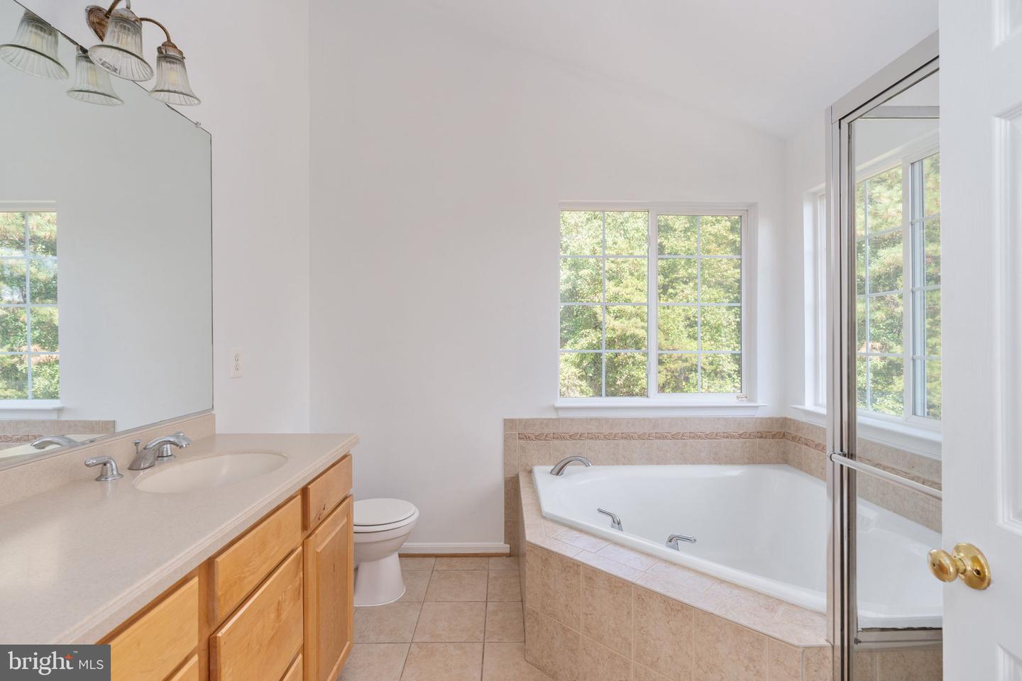 55 HAMSTEAD RD, FREDERICKSBURG, Virginia 22405, 5 Bedrooms Bedrooms, ,3 BathroomsBathrooms,Residential,For sale,55 HAMSTEAD RD,VAST2042350 MLS # VAST2042350