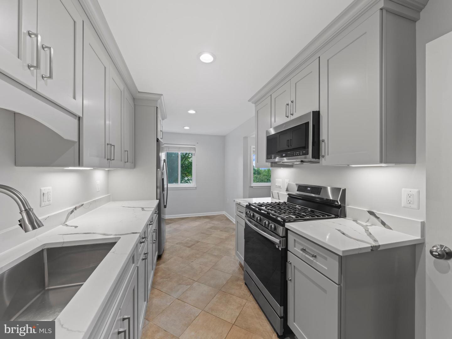 4783 KANDEL CT, ANNANDALE, Virginia 22003, 3 Bedrooms Bedrooms, ,2 BathroomsBathrooms,Residential,For sale,4783 KANDEL CT,VAFX2267658 MLS # VAFX2267658