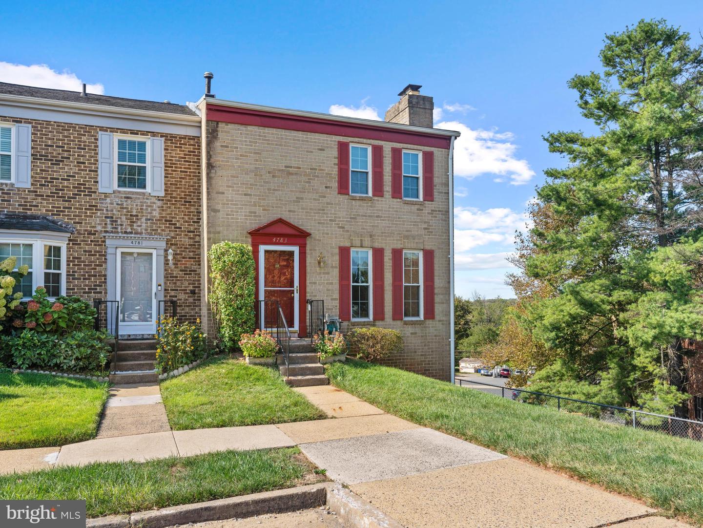 4783 KANDEL CT, ANNANDALE, Virginia 22003, 3 Bedrooms Bedrooms, ,2 BathroomsBathrooms,Residential,For sale,4783 KANDEL CT,VAFX2267658 MLS # VAFX2267658