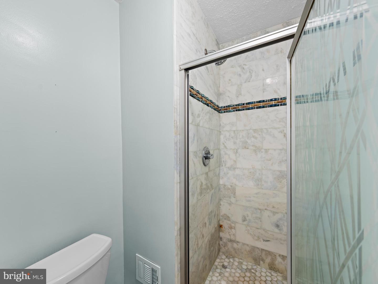 4783 KANDEL CT, ANNANDALE, Virginia 22003, 3 Bedrooms Bedrooms, ,2 BathroomsBathrooms,Residential,For sale,4783 KANDEL CT,VAFX2267658 MLS # VAFX2267658