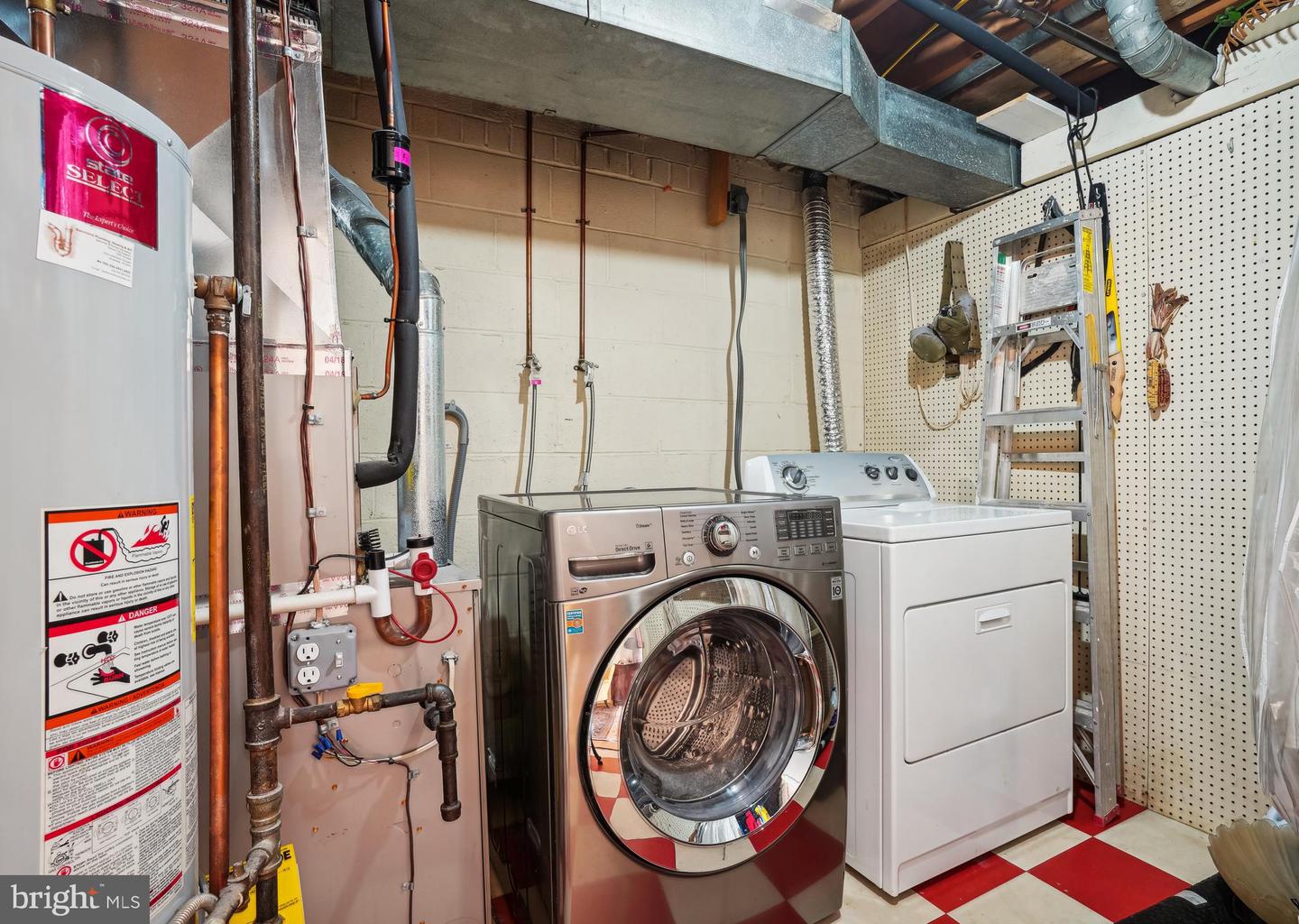 4783 KANDEL CT, ANNANDALE, Virginia 22003, 3 Bedrooms Bedrooms, ,2 BathroomsBathrooms,Residential,For sale,4783 KANDEL CT,VAFX2267658 MLS # VAFX2267658