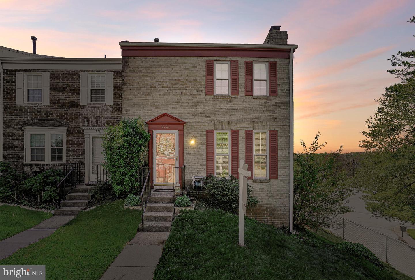 4783 KANDEL CT, ANNANDALE, Virginia 22003, 3 Bedrooms Bedrooms, ,2 BathroomsBathrooms,Residential,For sale,4783 KANDEL CT,VAFX2267658 MLS # VAFX2267658