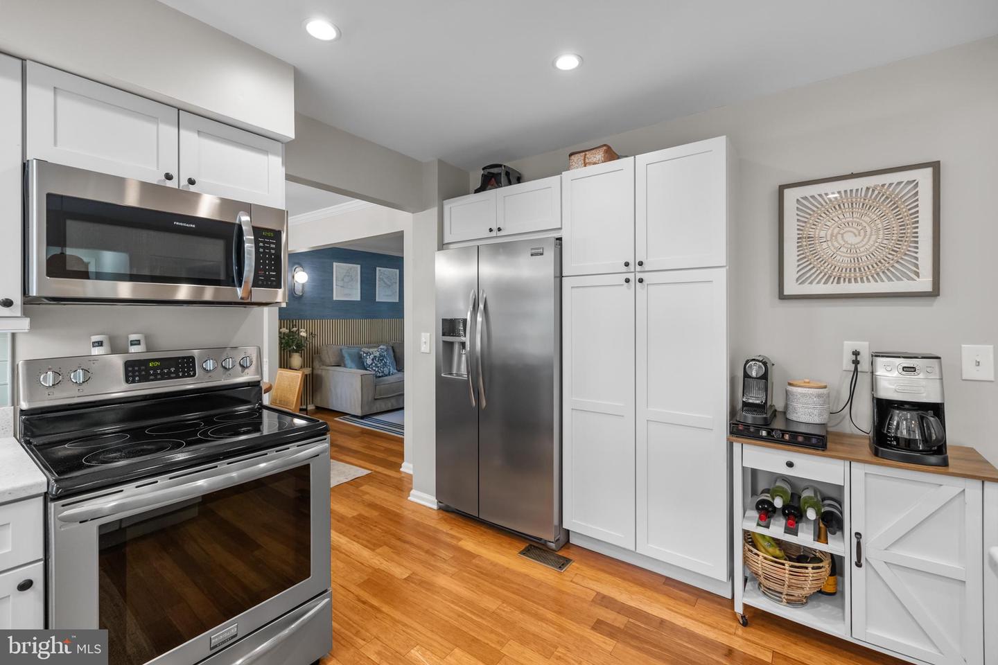 4193 WATERWAY DR, DUMFRIES, Virginia 22025, 4 Bedrooms Bedrooms, ,3 BathroomsBathrooms,Residential,For sale,4193 WATERWAY DR,VAPW2104556 MLS # VAPW2104556