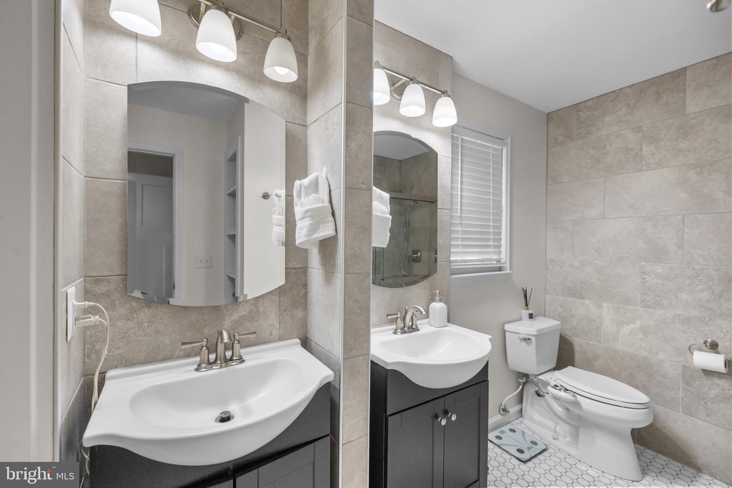 4193 WATERWAY DR, DUMFRIES, Virginia 22025, 4 Bedrooms Bedrooms, ,3 BathroomsBathrooms,Residential,For sale,4193 WATERWAY DR,VAPW2104556 MLS # VAPW2104556