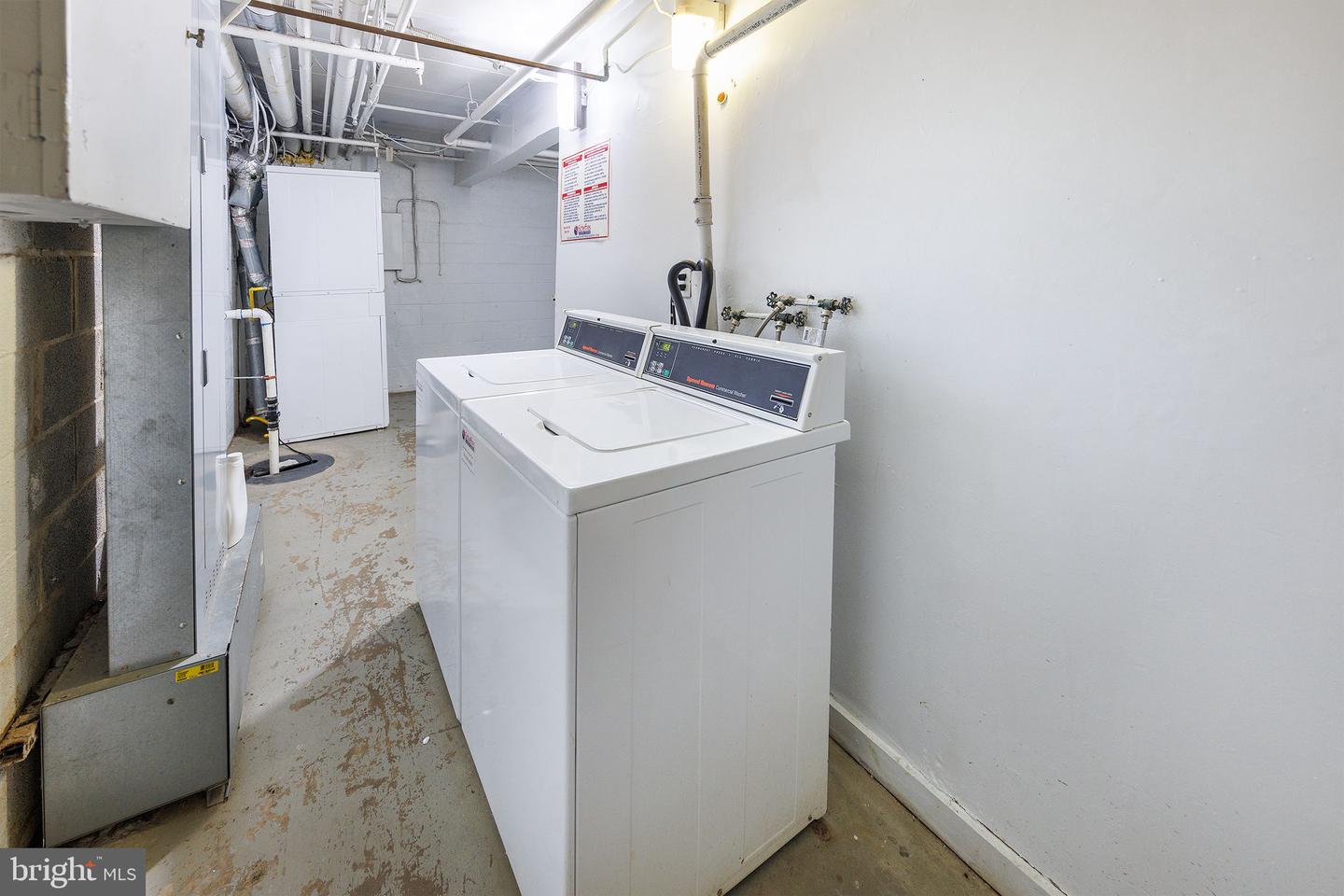 2630 WAGON DR #294, ALEXANDRIA, Virginia 22303, 2 Bedrooms Bedrooms, ,1 BathroomBathrooms,Residential,For sale,2630 WAGON DR #294,VAFX2269392 MLS # VAFX2269392