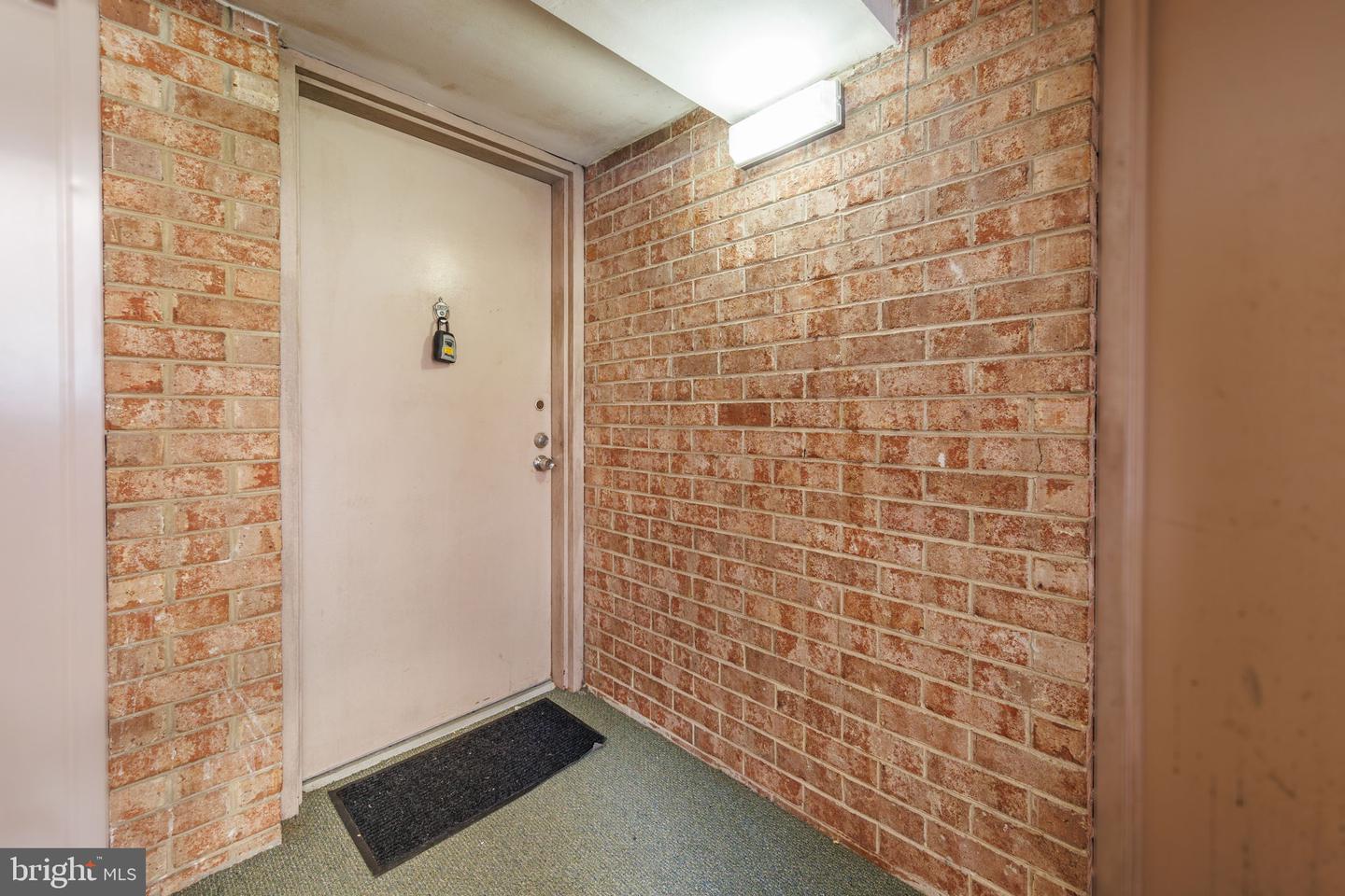 2630 WAGON DR #294, ALEXANDRIA, Virginia 22303, 2 Bedrooms Bedrooms, ,1 BathroomBathrooms,Residential,For sale,2630 WAGON DR #294,VAFX2269392 MLS # VAFX2269392