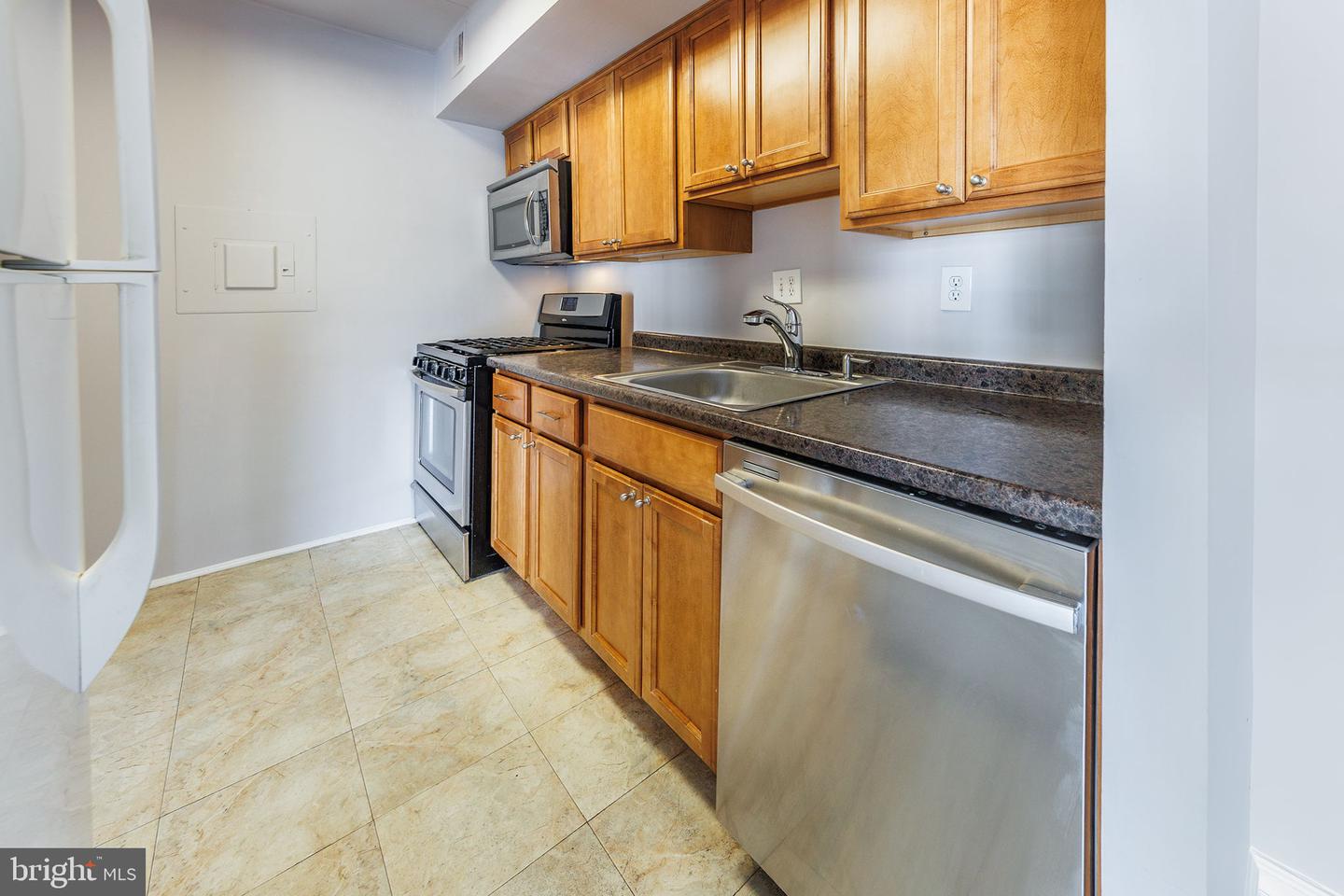 2630 WAGON DR #294, ALEXANDRIA, Virginia 22303, 2 Bedrooms Bedrooms, ,1 BathroomBathrooms,Residential,For sale,2630 WAGON DR #294,VAFX2269392 MLS # VAFX2269392
