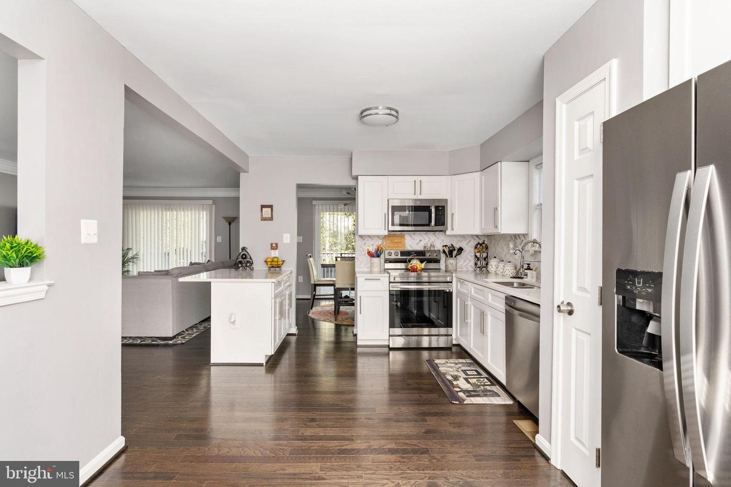 2 BRENTWOOD LN, FREDERICKSBURG, Virginia 22405, 4 Bedrooms Bedrooms, 7 Rooms Rooms,2 BathroomsBathrooms,Residential,For sale,2 BRENTWOOD LN,VAST2043218 MLS # VAST2043218